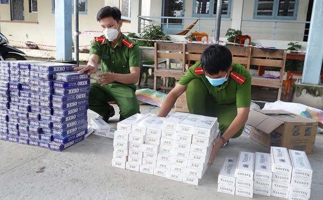Siết chặt cuộc chiến chống buôn lậu thuốc lá